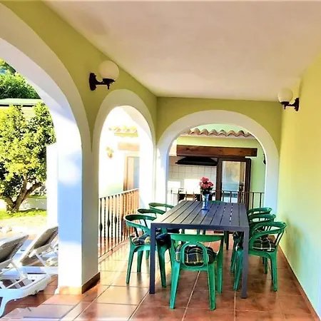 Villa Costa *